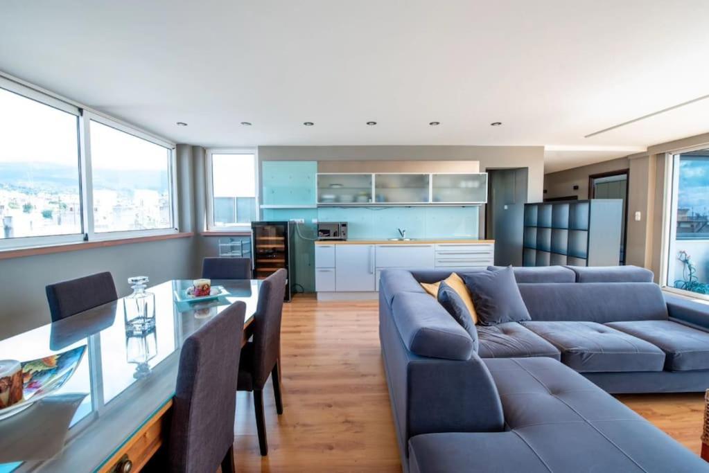 Ferienwohnung Luxury Loft By Boy Patras Exterior foto